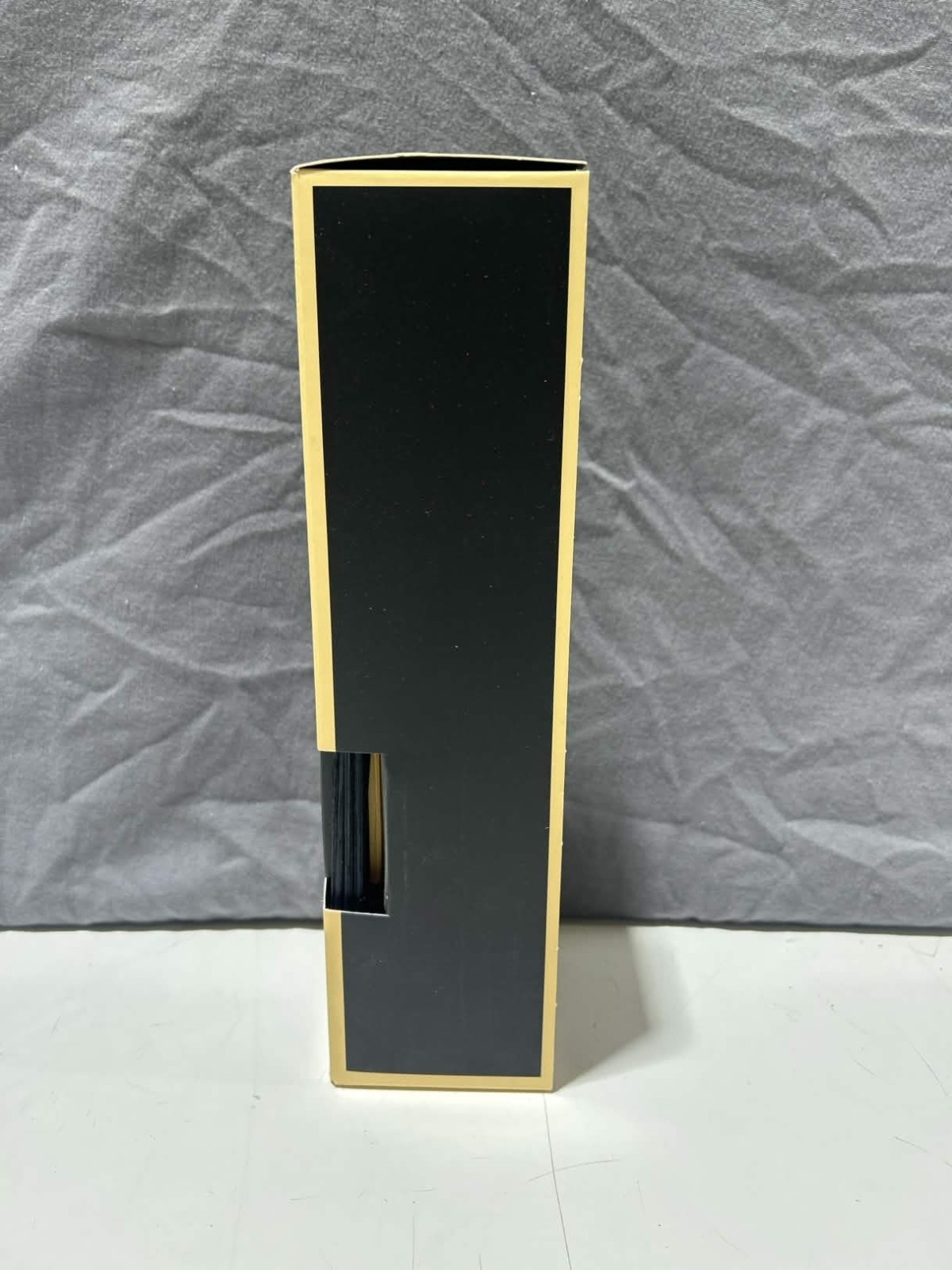 Cereria Molla Reed Diffuser - Bulgarian Rose & Oud gallery