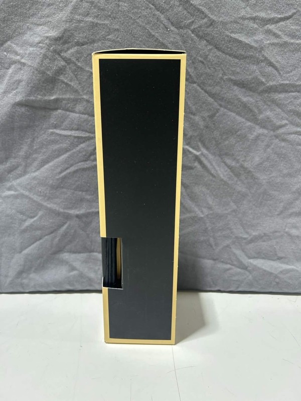 Cereria Molla Reed Diffuser - Bulgarian Rose & Oud gallery