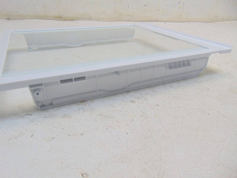 Frigidaire Refrigerator FRSS26L3AF7 Crisper Cover Assembly gallery