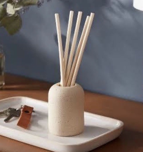 Threshold Citron & Sands Reed Beige Vase Diffuser Set w/ Five Reeds Included NEW gallery