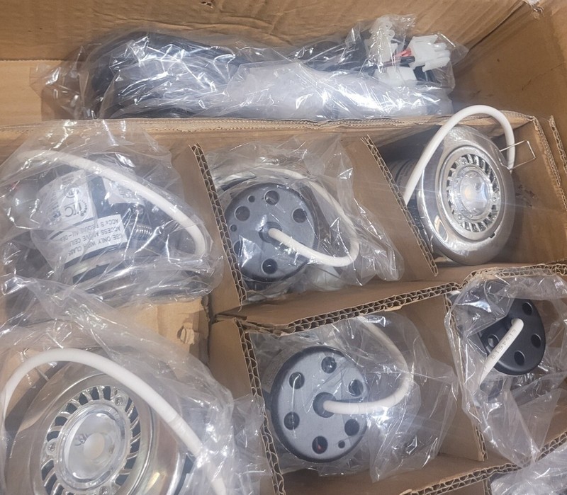 (9) ITC LED Light Kit Brushed Stainless Steel 3500k Flood Conn. Included New!! gallery