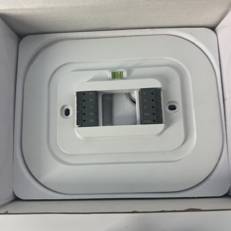 CE Wi-Fi and Bluetooth Smart Programmable Thermostat Powered by Hubspace gallery