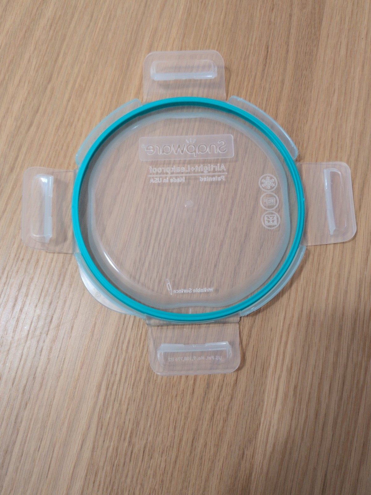 Snapware 7201R-PC 4-Cup Total Solutions Lid with Teal Gasket Made In USA gallery