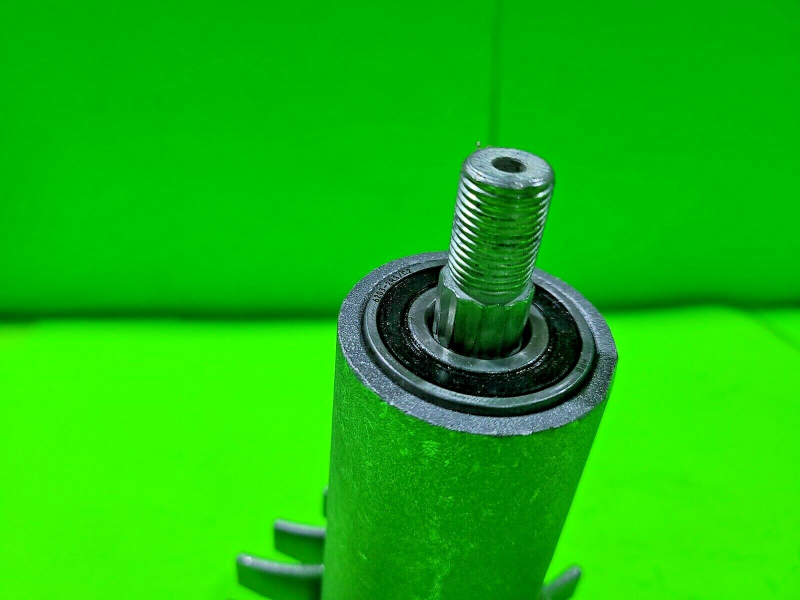 Spindle assembly 42" For Husqvarna YTH150 YTH160 YTH1842 YTH190 YTKH1542 gallery