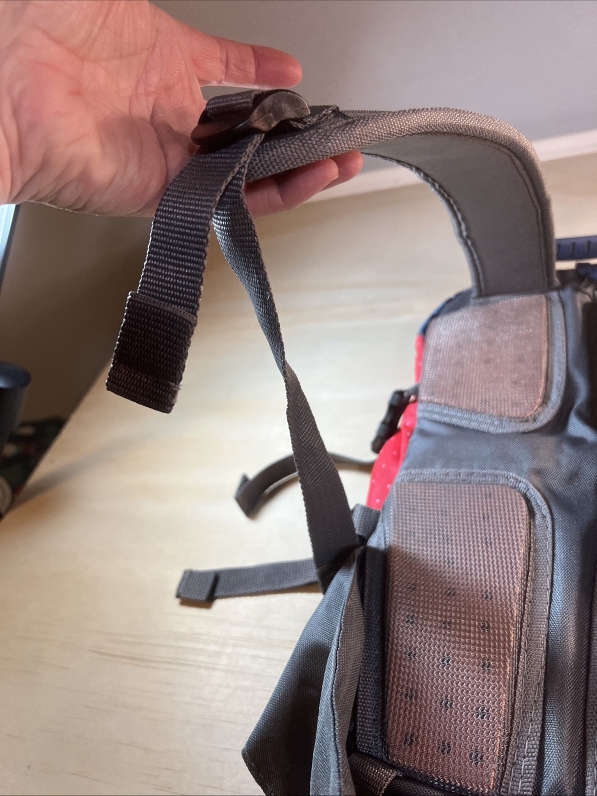 Hiking Day Pack Woman’s Coleman Small 4