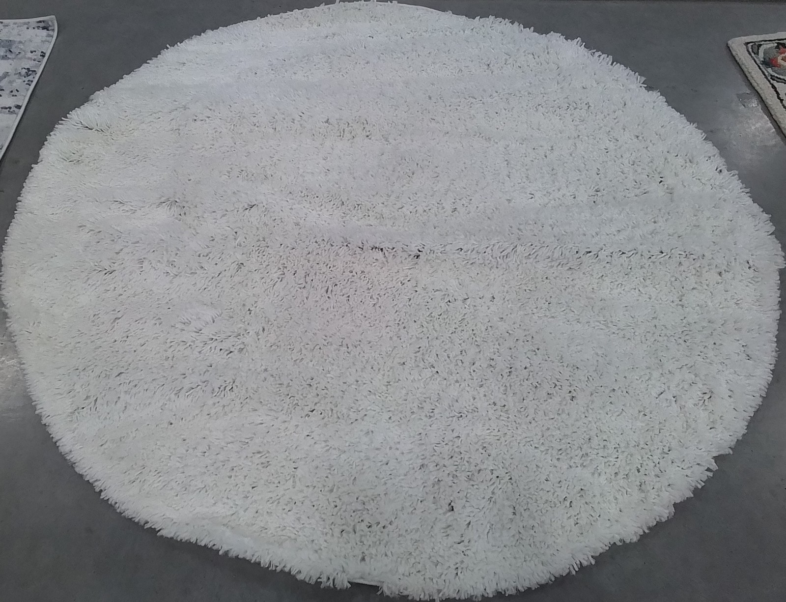 WHITE 5'-0" x 5'-0" Flaw in Rug, Reduced Price 1172786751 AUG200A-5R gallery