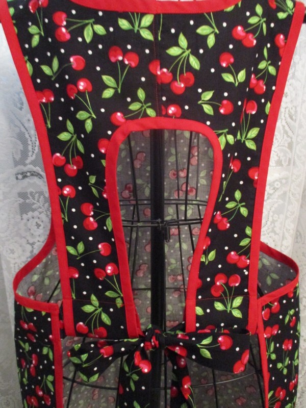 CHERRIES PRINT H-BACK APRON gallery
