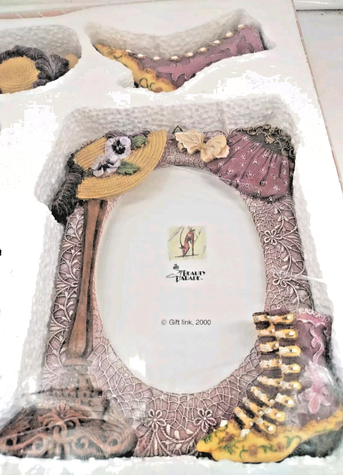Gift Link 2000 Beauty Parade 3D Self Standing Picture Frame 5pc. Gift Set NIB gallery