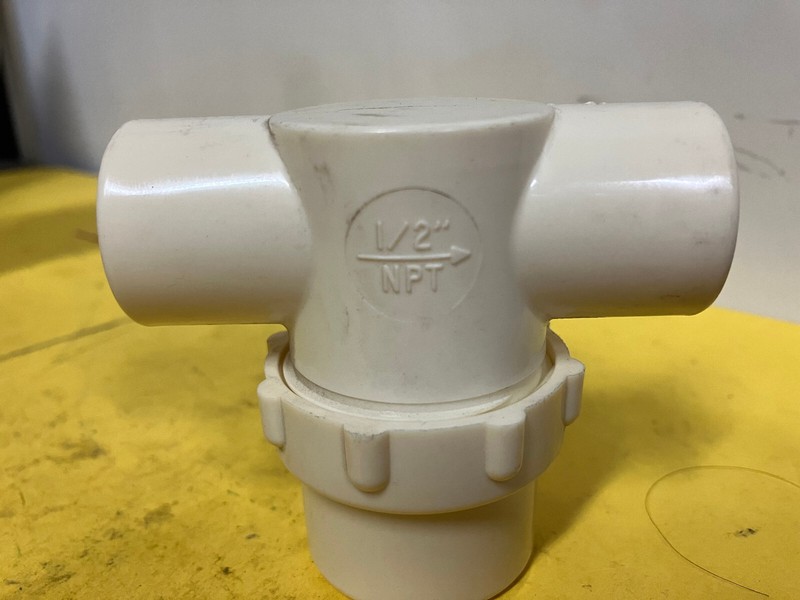 Inline Strainer: Nylon, 1/2 in, NPT, 2 5/8 in Ht, 3 in Lg gallery