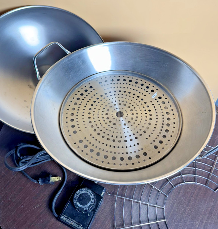 Farberware Electric Wok with Temperature Control gallery