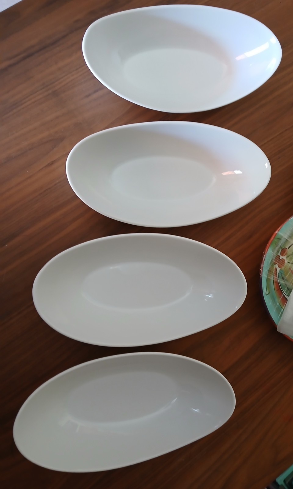 SIDES by over And back White Porcelain Oval Curved Bowls-Set Of 4-VERY GENTLY... gallery