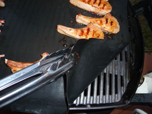 AUSSIE BBQ GRILL MAT RIGID (3 x Thicker) Reusable NonStick +Money Back Guarantee gallery