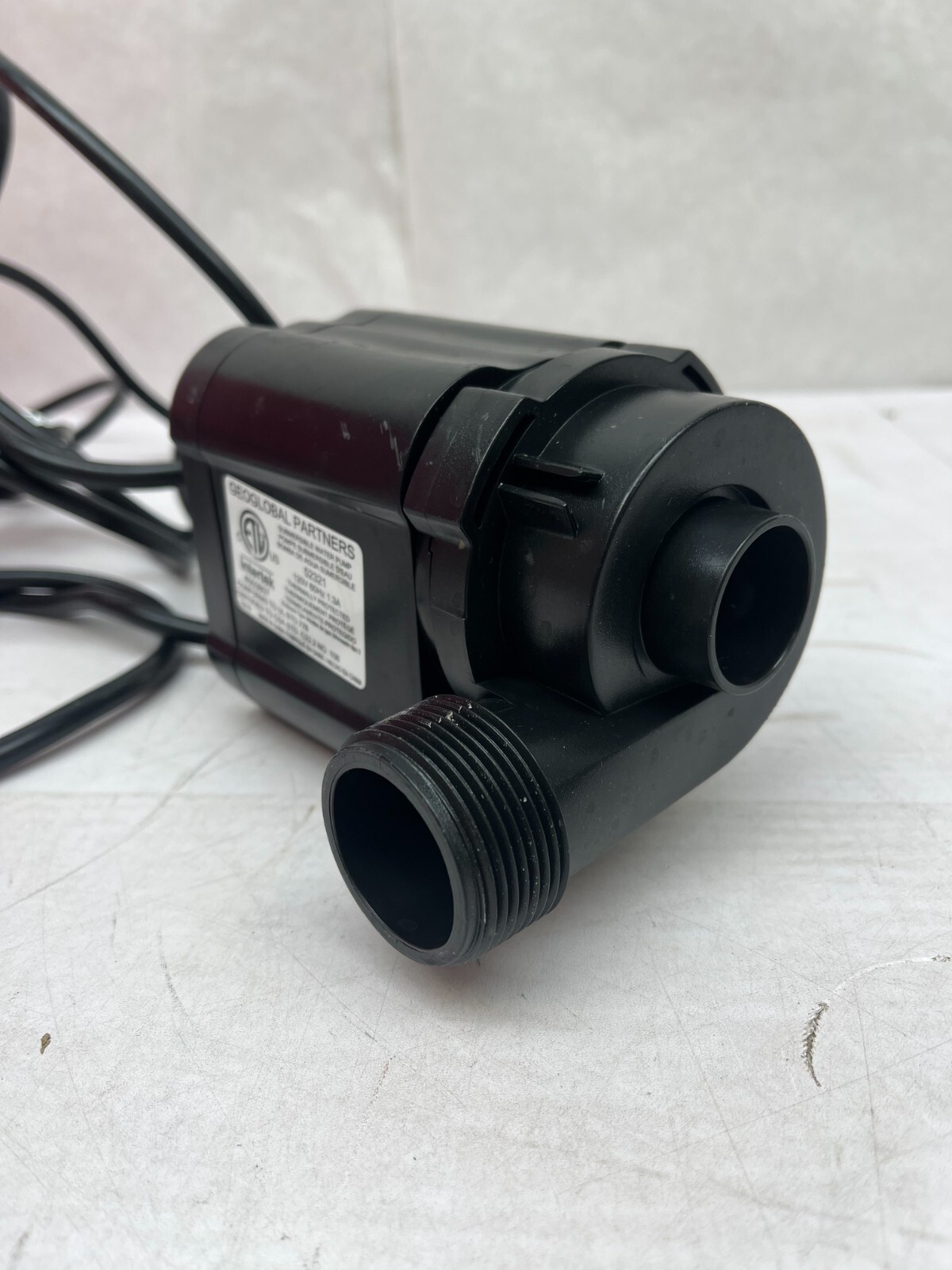 TotalPond 2000 GPH Waterfall Pump 52321 AM25 gallery
