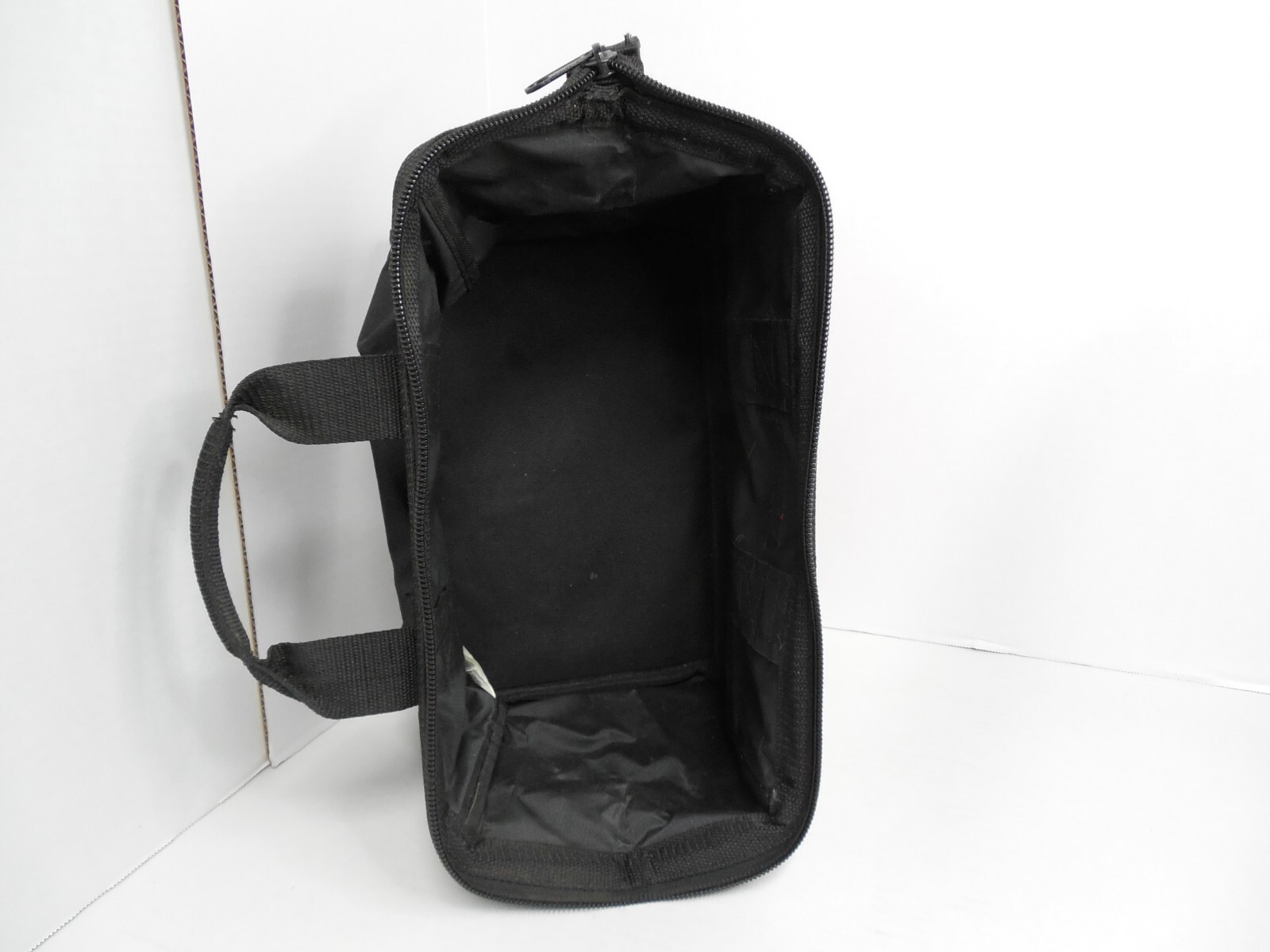 Craftsman Six-Pocket Large Mouth Tool Bag 37535 13 In X 9 in x 8 in Zippered gallery