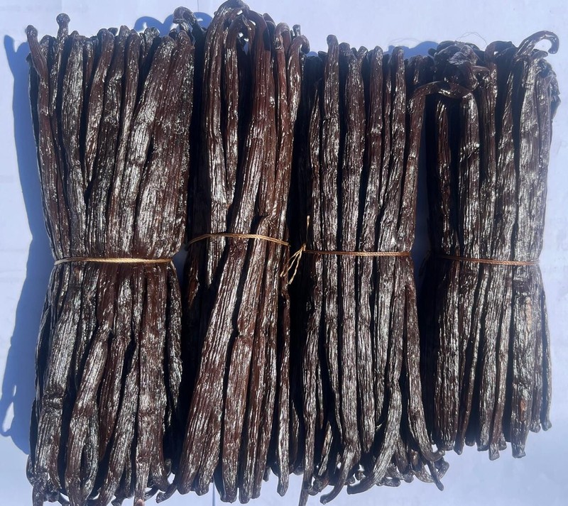 Madagascar Grade A Bourbon Organic Vanilla Beans [7-9 inches] gallery