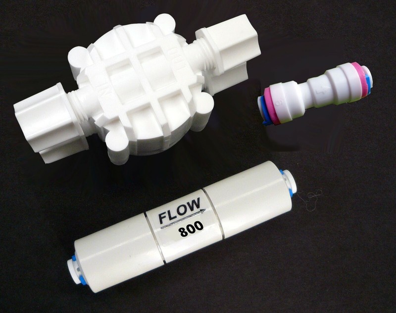 RO 1/4" Check Valve, Flow Restrictor 800, and Tube compression Automatic Shutoff gallery