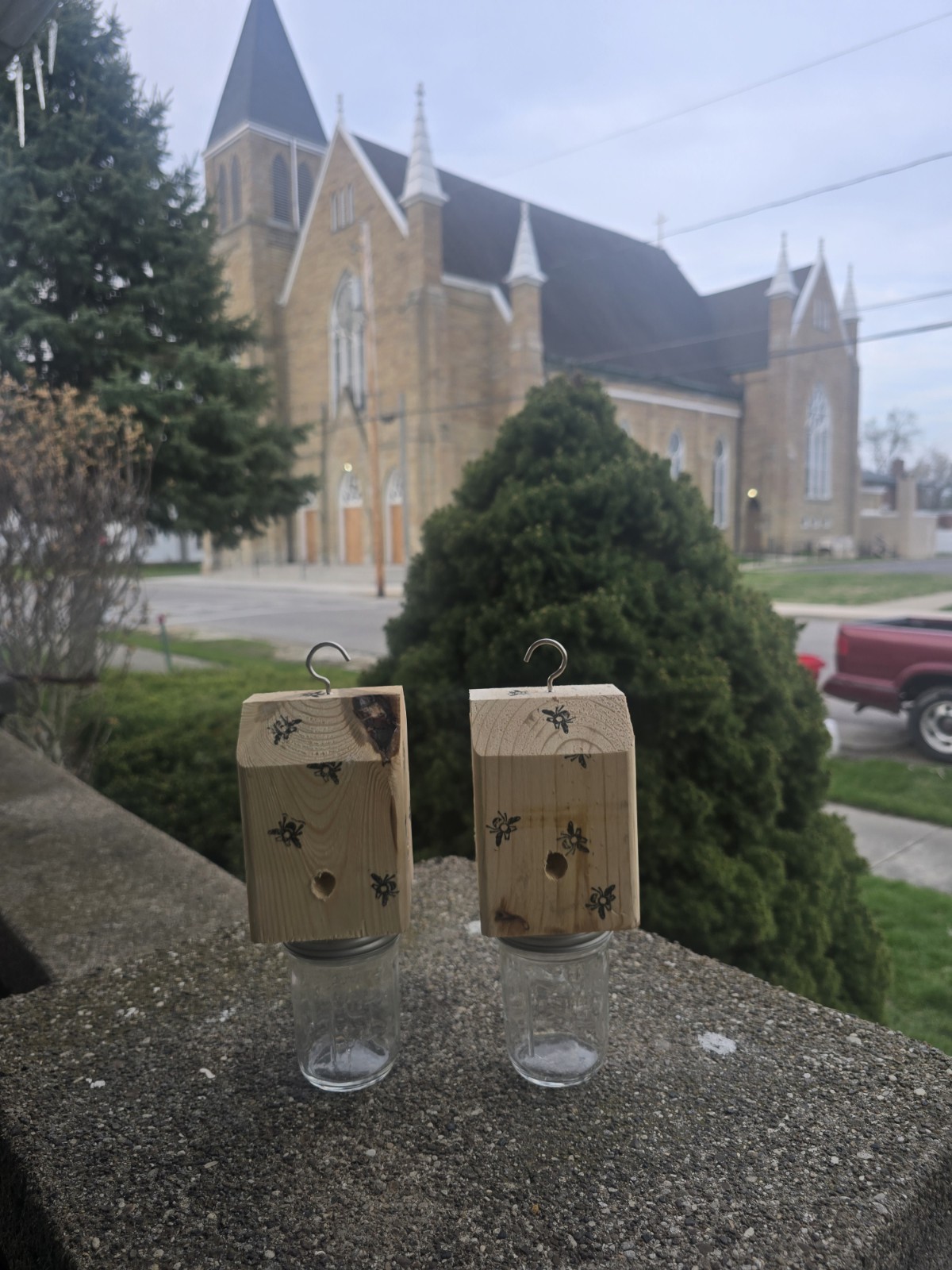 Carpenter Bee Traps 2 per set gallery