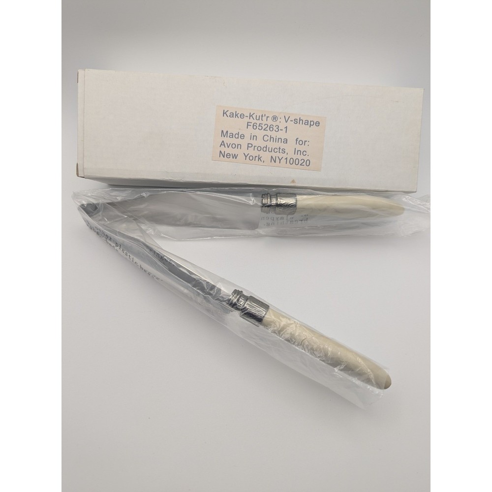 Avon Kake- Kut'r V-Shape Cake Pie Server Stainless Steel Wedding Cake Knife