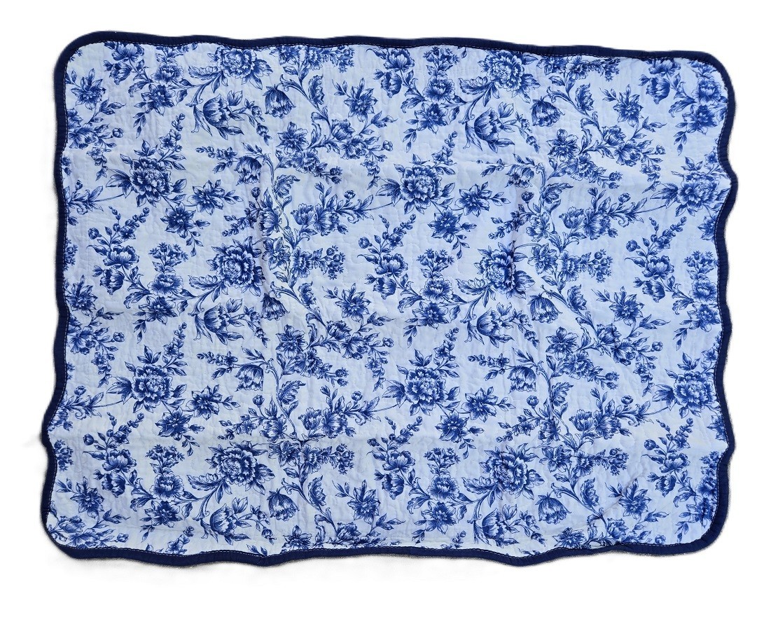 NEW Home Classics pair Quilted Standard size Pillow Shams Blue & white Jacobean gallery