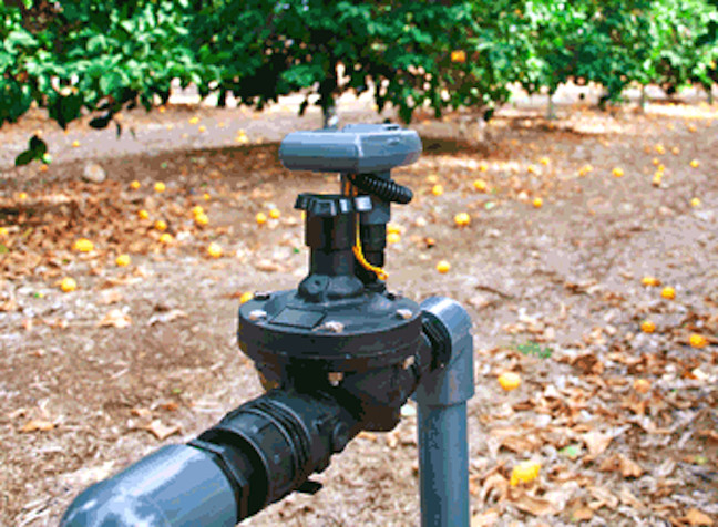 DIG - ECO1ILV Solar Powered Irrigation Controller - With 3/4" FPT In-line Valve gallery