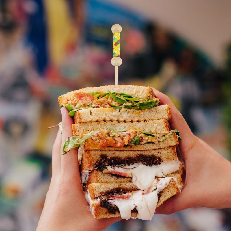 BambooMN Bamboo Braided String Picks 3.9" or 4.7"(10cm) Bright Yellow or Red gallery