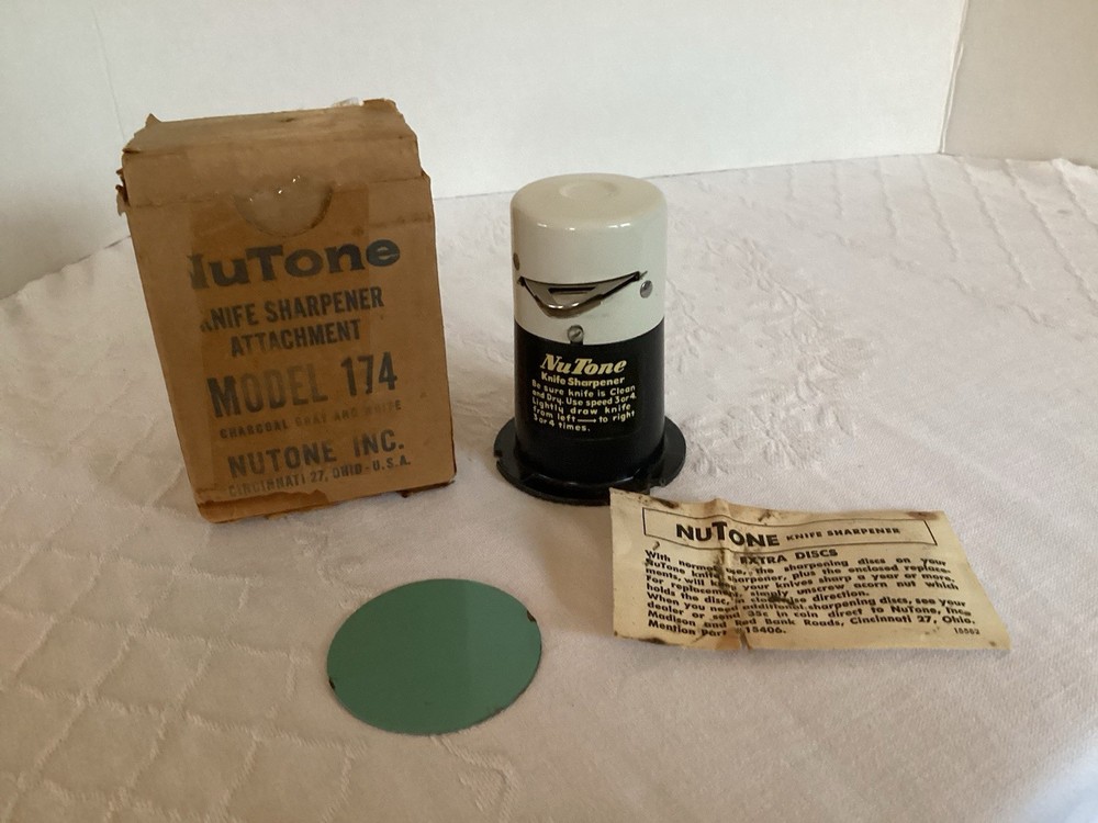 VINTAGE NuTone KNIFE SHARPENER ATTACHMENT MODEL 174 EXTRA BLADE USA MADE