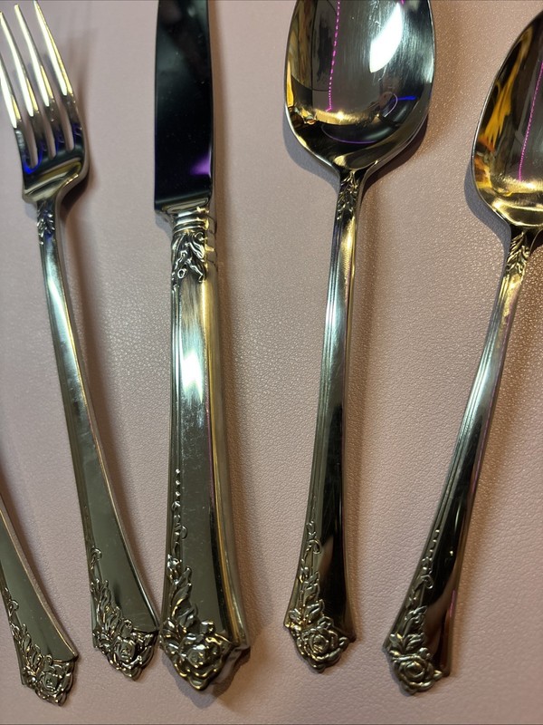 Oneida Damask Rose 5 Pc Place Setting Stainless Flatware, Free Shipping gallery