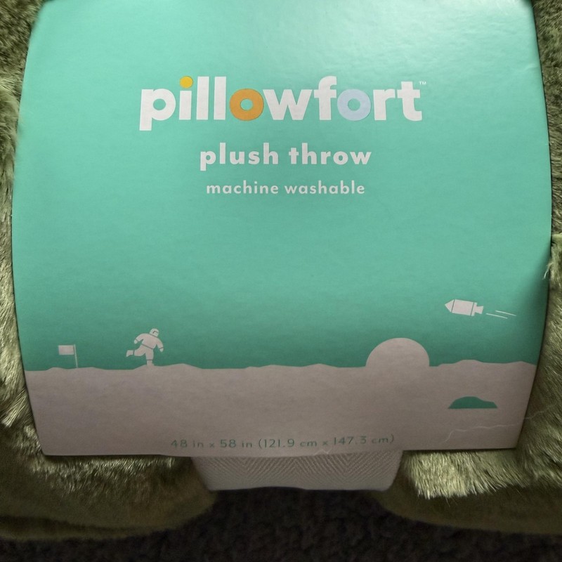 Pillowfort Plush Throw Blanket 48x58 Green 100% Recycled Polyester OEKO-TEX New gallery