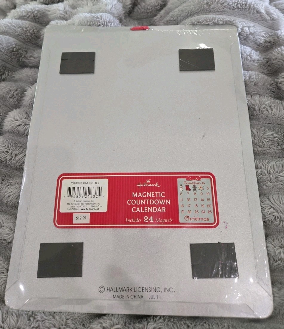 HALLMARK Baking-Themed Magnetic Countdown to Christmas Calendar (2011). NIP! gallery