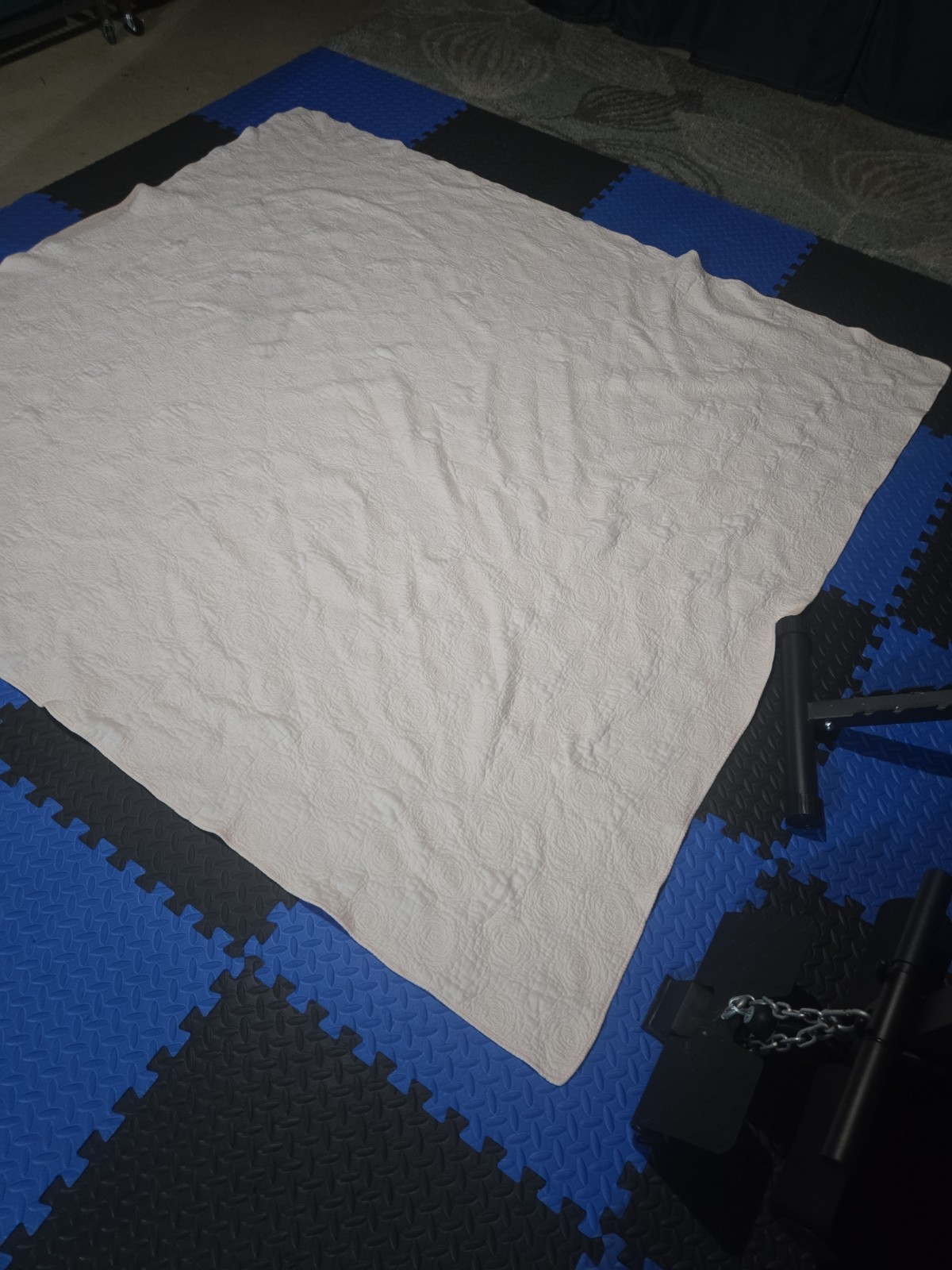 Vintage Textured Quilted Blanket – Cream/Off-White – 77 X 82– Soft Home Bedding gallery
