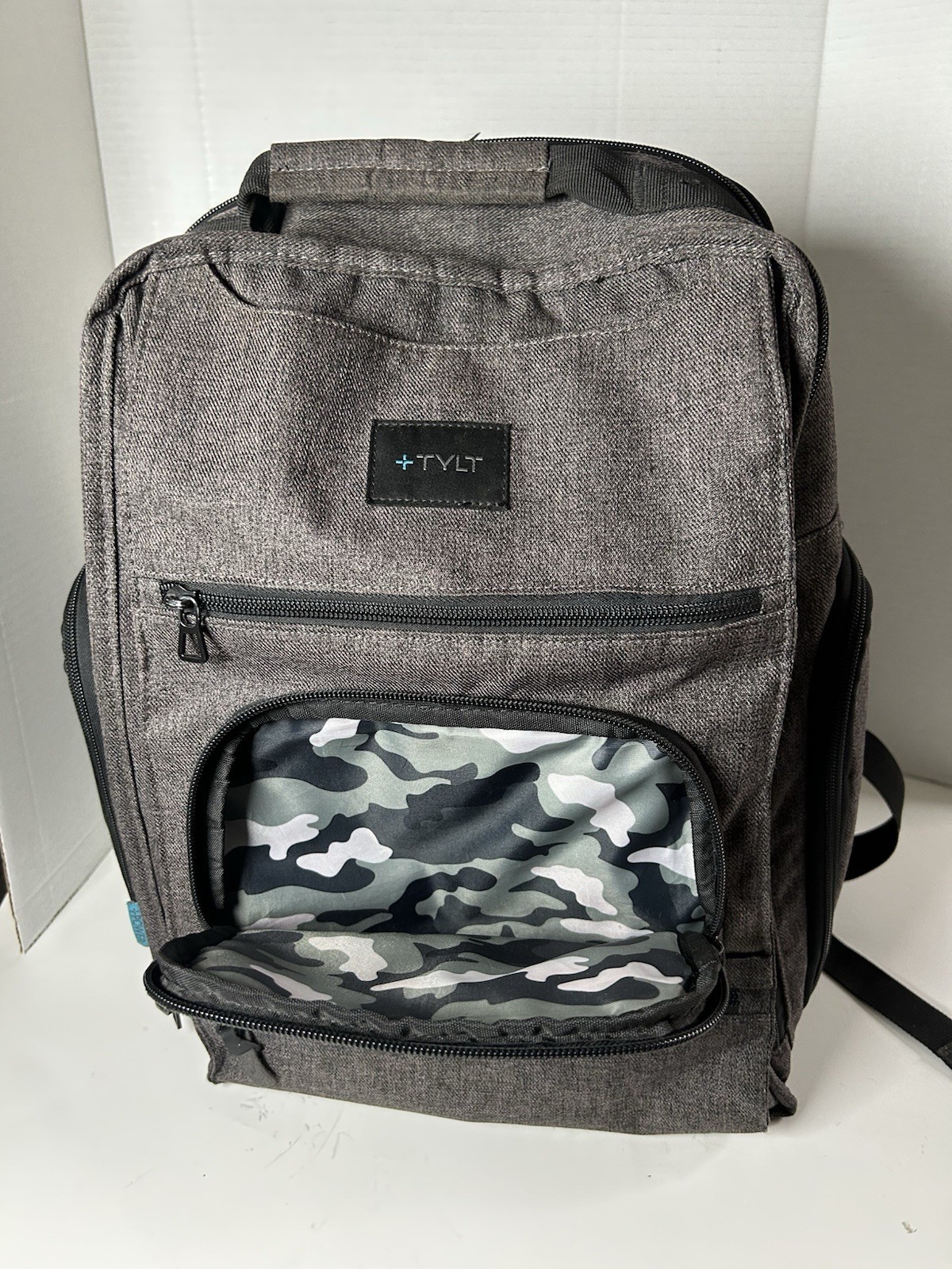 Tylt Laptop Gray Black Backpack Pre Owned Fast Shipping 2