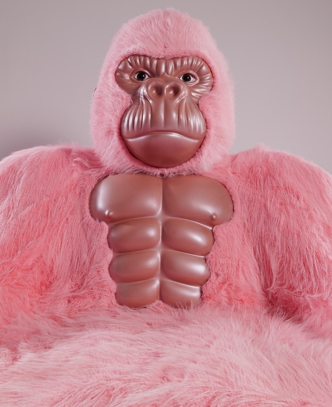 Inflatable Gorilla Couch Sofa Luxury Mink Plush 600kg Load Capacity Lounge Chair gallery