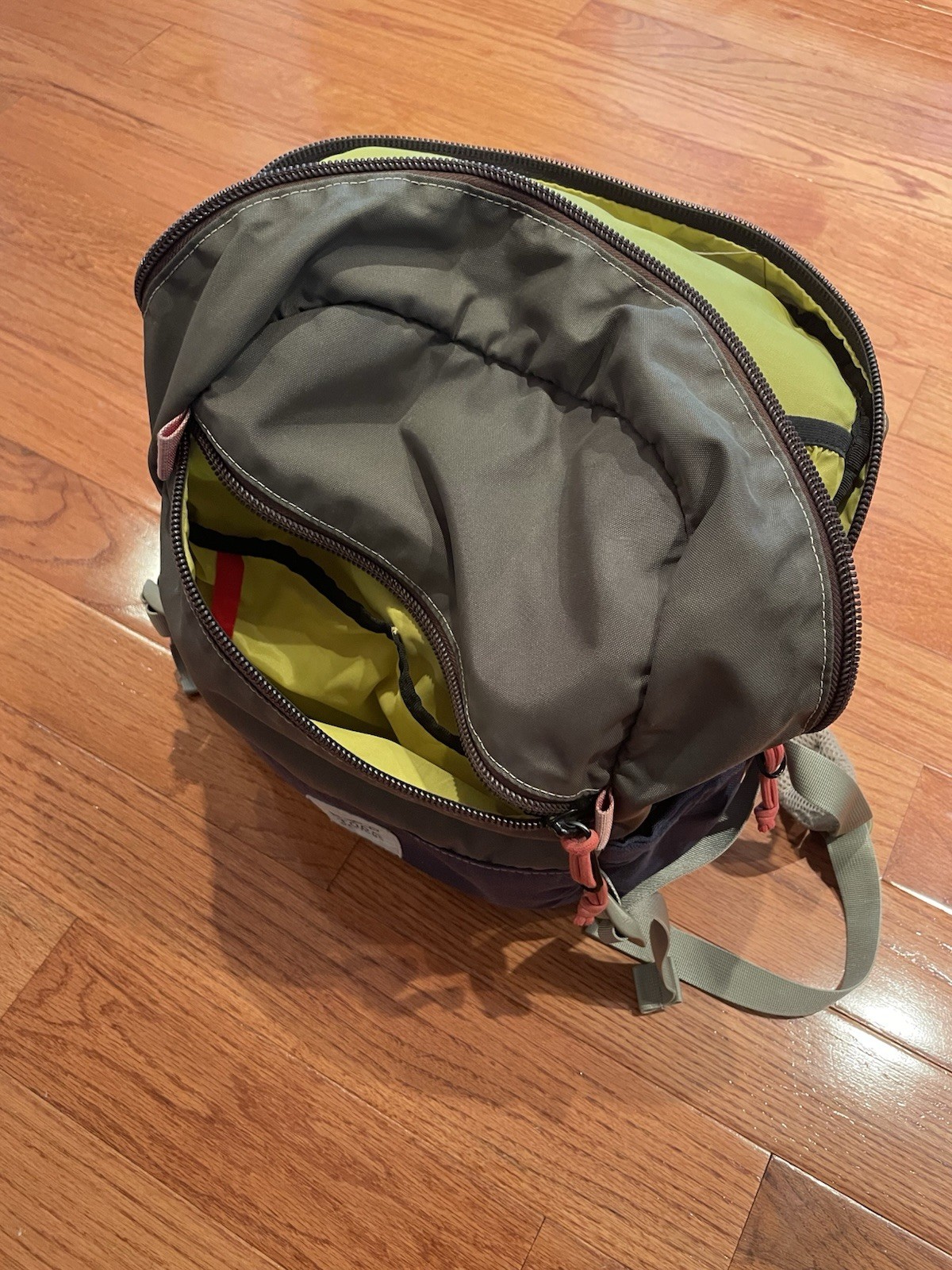 Topo Designs Standard 22L Backpack Olive/Navy 3