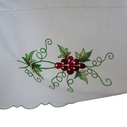 Tablecloth Embroidered Cornucopia Fruits Veggies 90 x 66 Scalloped Hem gallery
