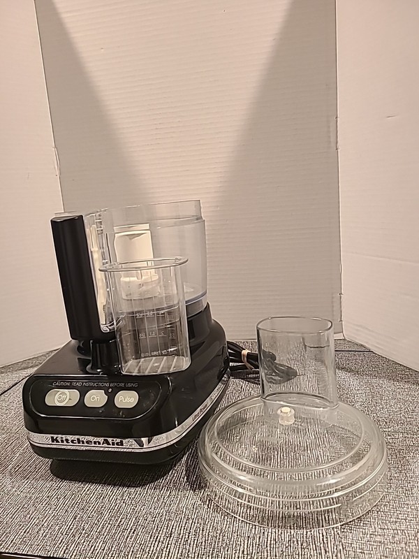KitchenAid 4KFP600 11-Cup Food Processor Black - Made in France Working Great gallery