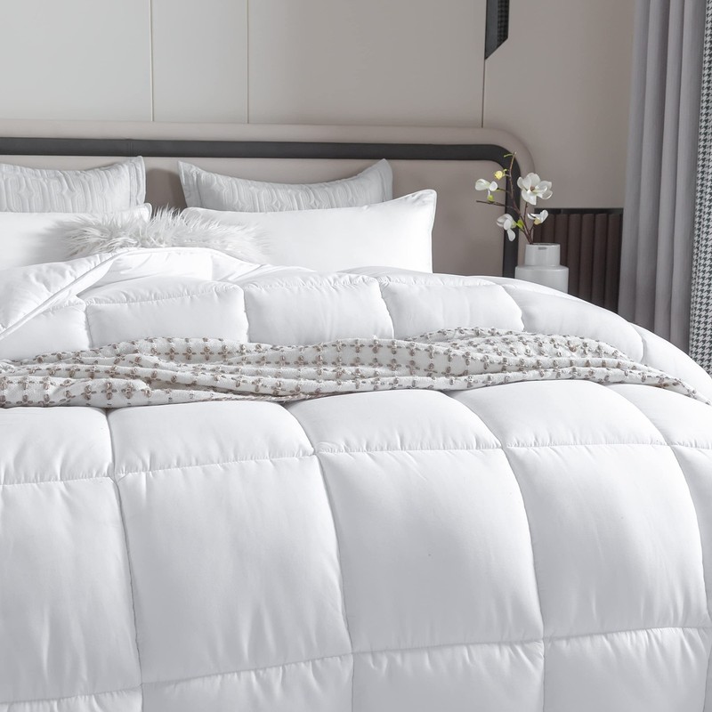 Winter Extra Warm White Queen Size Down Alternative Comforter, Heavyweight Al... gallery