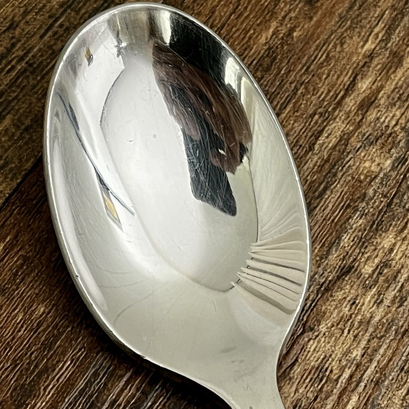 Robert Welch Ammonite Bright (2) Oval Soup Spoon Stainless 7 5/8in Glossy Swirl gallery