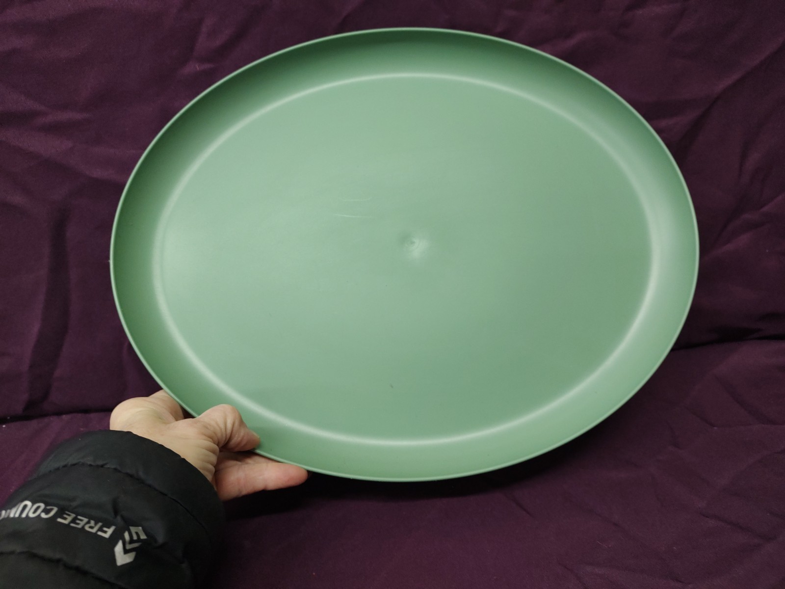 6 PACK Room Essentials Large (12 x 15 in)  Oval Serving Plastic Platter Green gallery