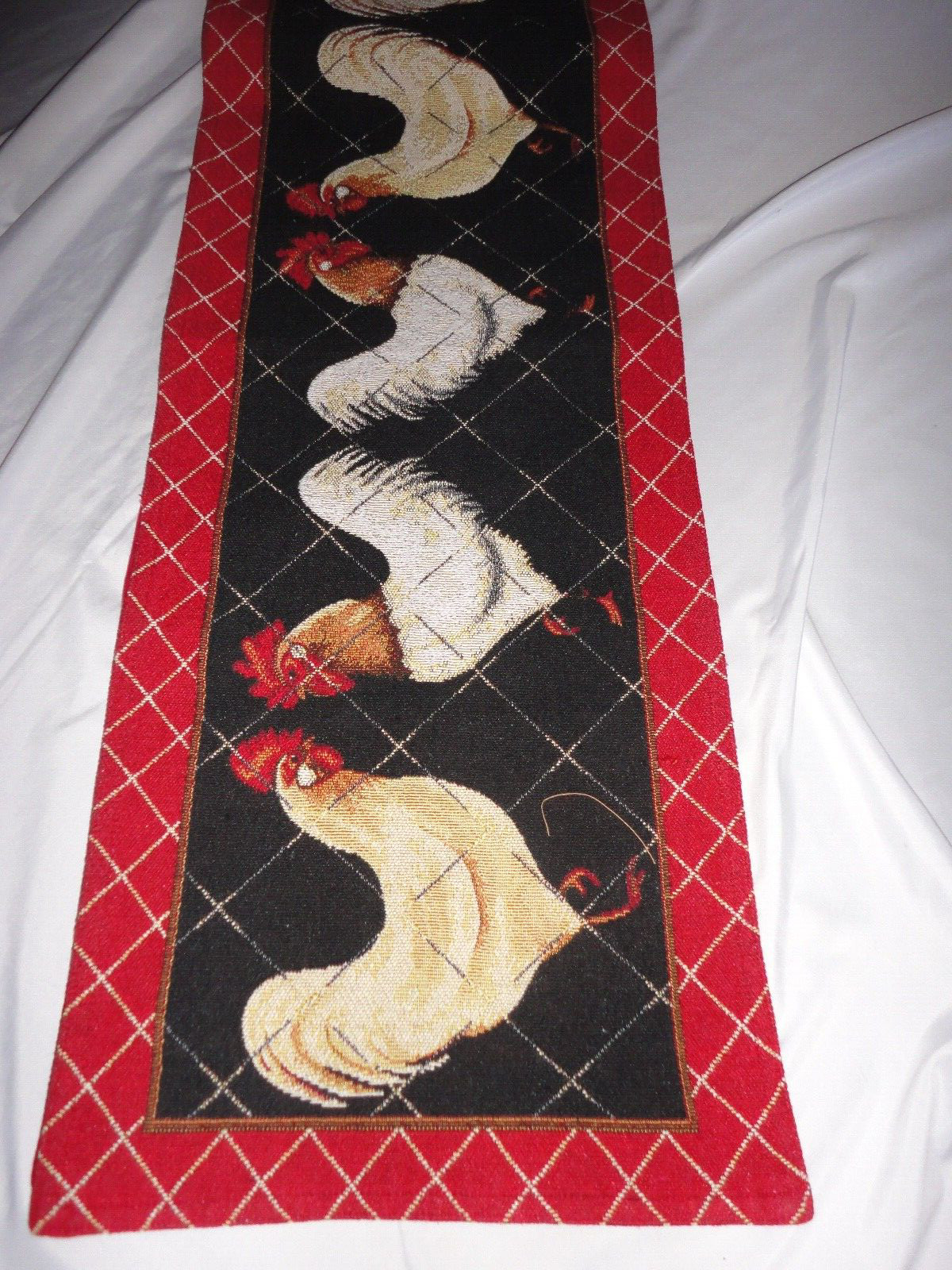 ROOSTER RED FACE TO FACE BLACK GOLD DIAMOND (1) TABLE RUNNER 12 X 70 gallery