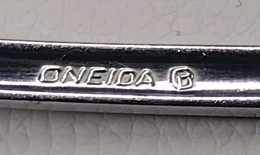 Oneida Golden Damask Rose Cube Mark Flatware Lot 5 Pc gallery
