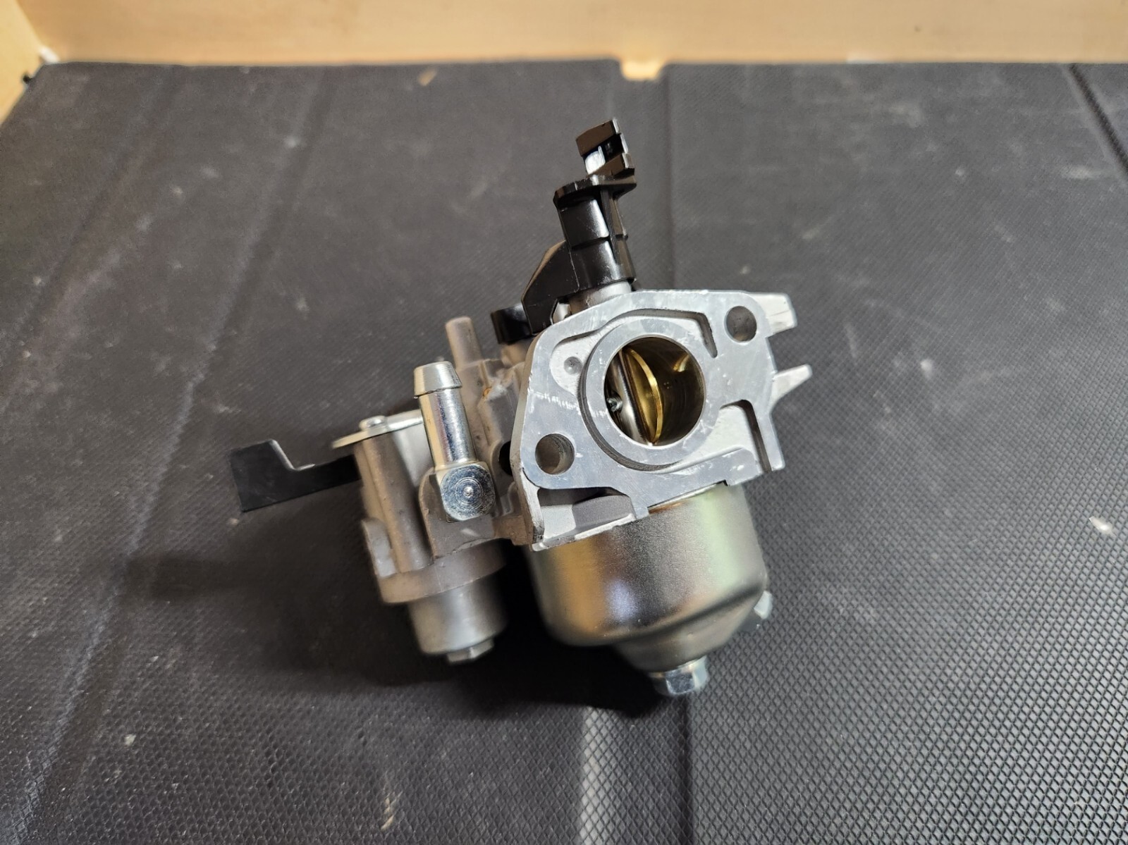 NEW Genuine OEM Briggs and Stratton 80014862 CARBURETOR Part# 596079 SHIPS FAST gallery
