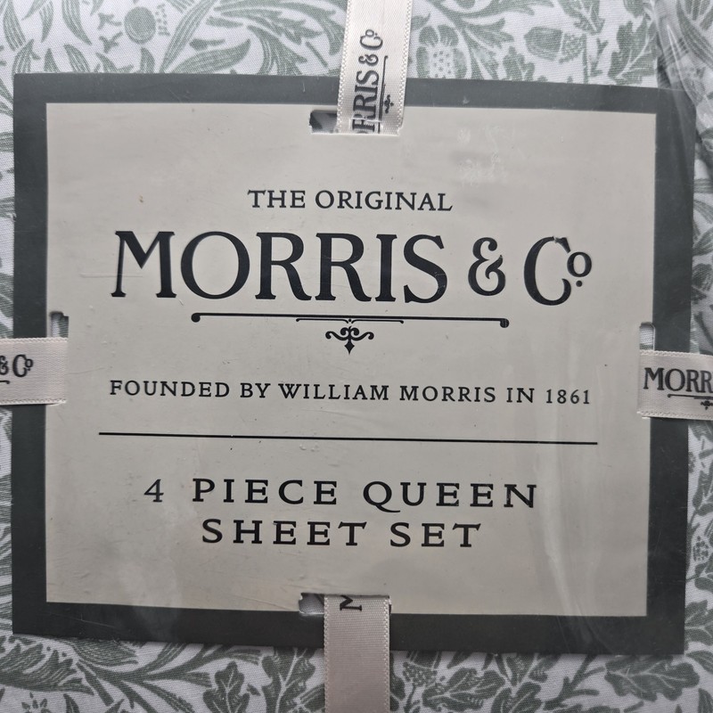 William Morris & Co Queen Green White Leaves Acorns Leaf Sheet Set 4Pc Cotton gallery