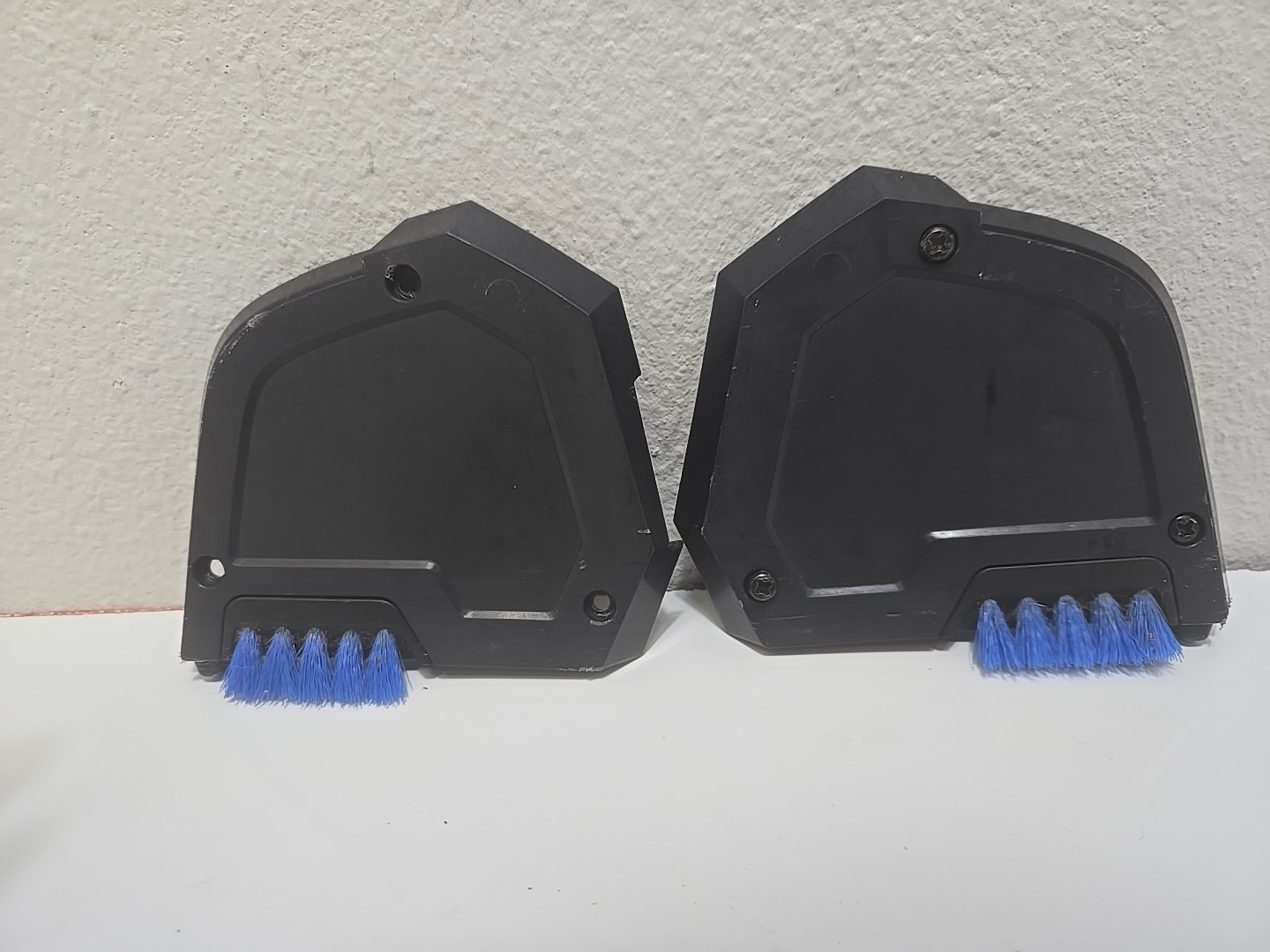 Bissell TurboClean DualPro Carpet Cleaner 3067 PAIR OF NOZZLE SIDE BRUSH PARTS gallery