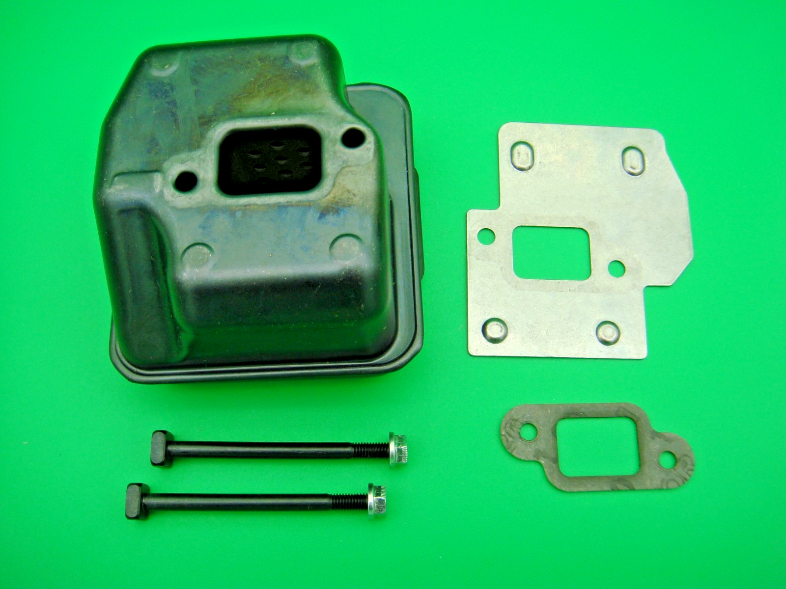 GENUINE STIHL MS210 MS210C MS230 MS230C MS250 MS250C EXHAUST MUFFLER KIT & BOLTS gallery
