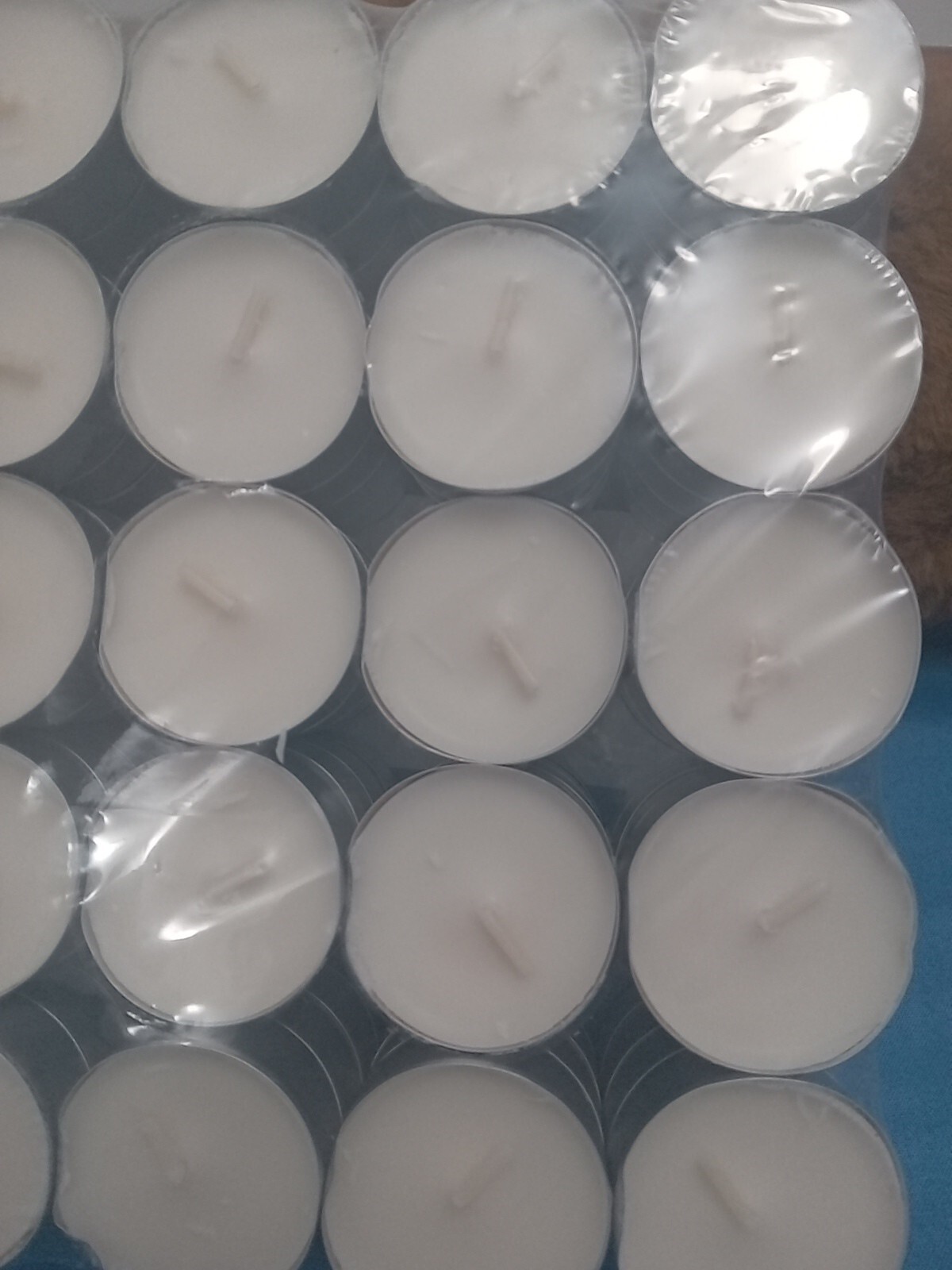 Stonebriar DTL-100-8 Bulk Candles - White (100 Pack) gallery