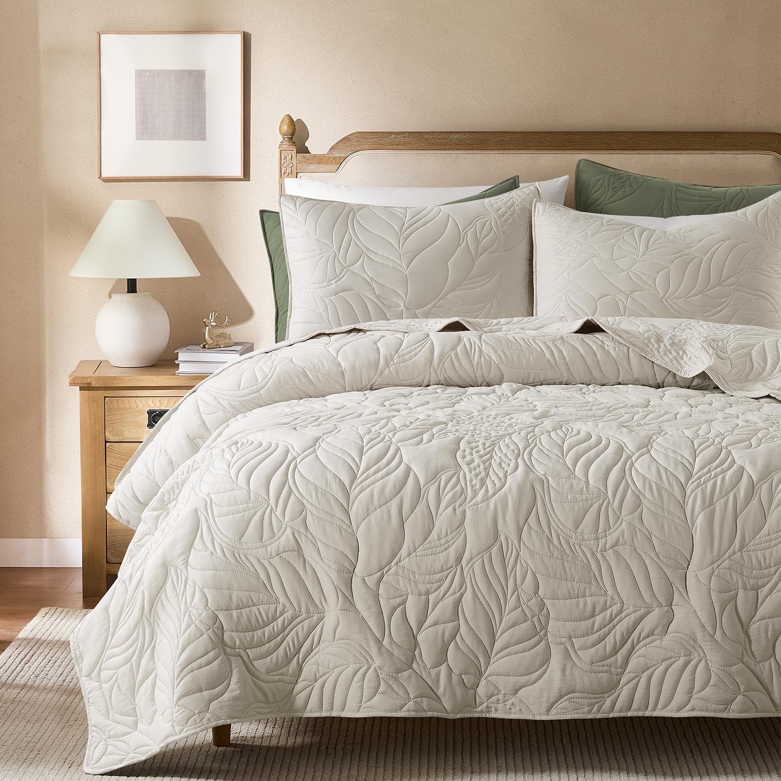 R.SHARE Beige King Size Quilt Set, Neutral Soft Lightweight Bedspread, Farmho... gallery