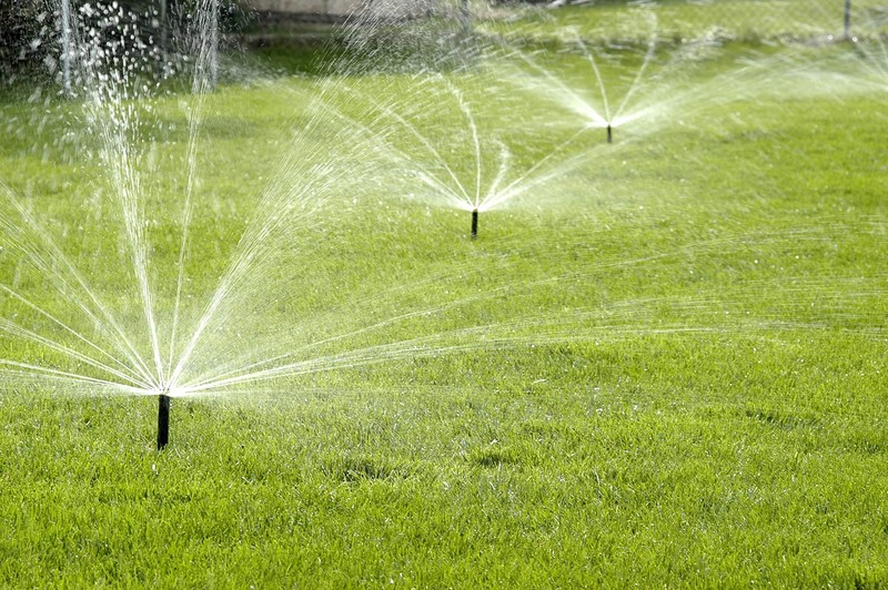 High-Efficiency Rotary Spray Nozzle, Adjustable 45°-270°, 8'-14' Spray Distance gallery