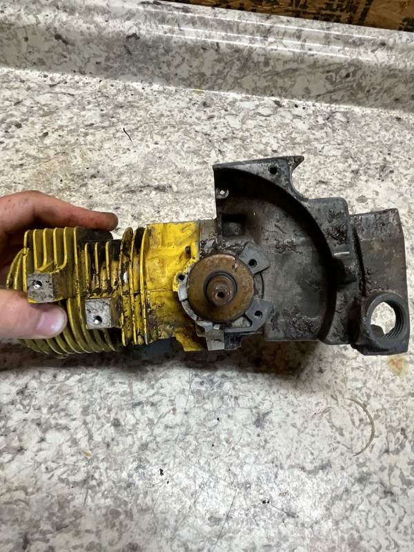 OEM Vintage McCulloch Chainsaw Engine, Untested, Unknown Model, Spins Freely gallery
