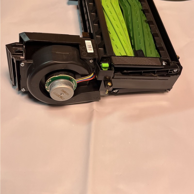 OEM Roomba Cleaning Head Module i3 i4 i3+ i5 i6 i7 i8 j7+ j5 j7 j5 i7+ 12 Hours gallery