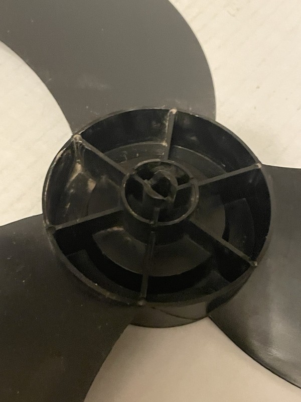 Replacement Lasko Black Oscillating Plastic Fan Blade gallery